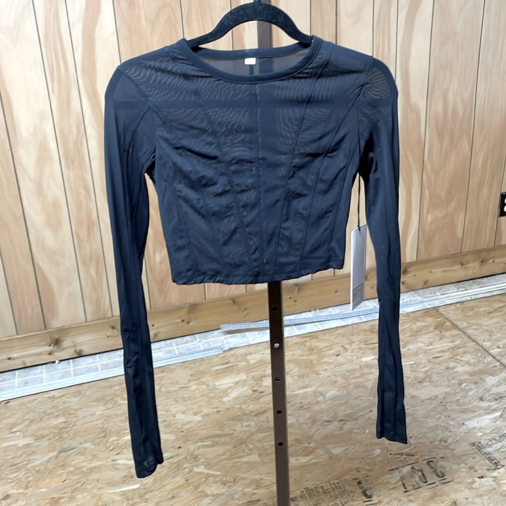 Alo yoga mesh trance long sleeve